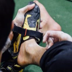 La Sportiva Skwama Chaussons d'escalade, noir/jaune -Escalade Homme Soldes la sportiva skwama climbing shoes unisex black yellow 5