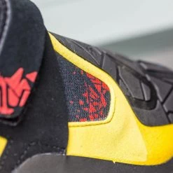 La Sportiva Skwama Chaussons d'escalade, noir/jaune -Escalade Homme Soldes la sportiva skwama climbing shoes unisex black yellow 6